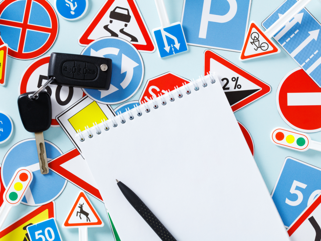 Aprobar a la primera: 5 estrategias efectivas para superar con éxito tu examen de conducir